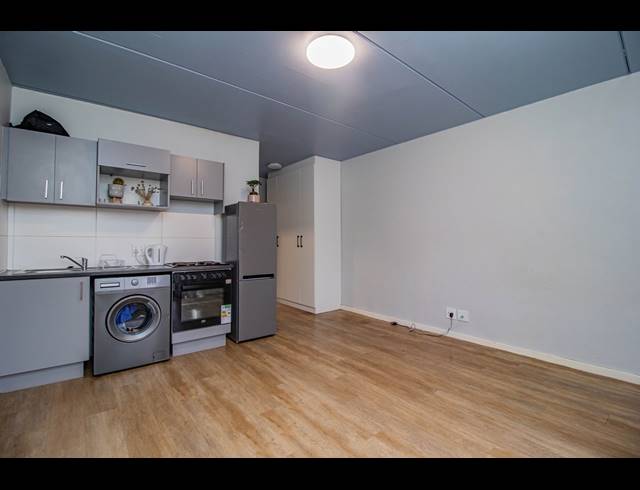 1 bed property for sale in PINELANDS